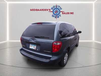 2002 Chrysler Voyager, $0.00. Photo 5