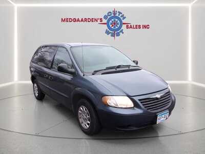 2002 Chrysler Voyager, $0.00. Photo 8