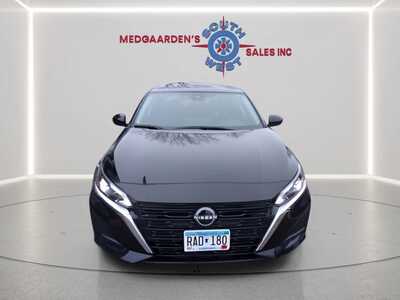 2024 Nissan Altima, $24495. Photo 7