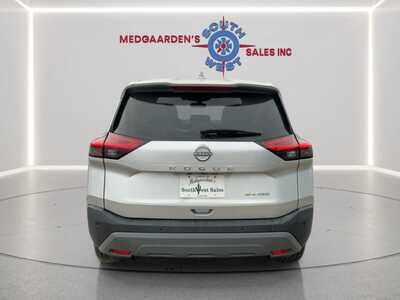 2023 Nissan Rogue, $21995. Photo 11