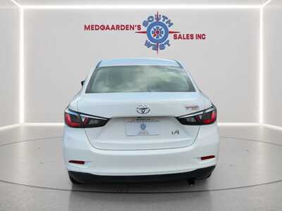 2017 Toyota Yaris, $9995. Photo 8