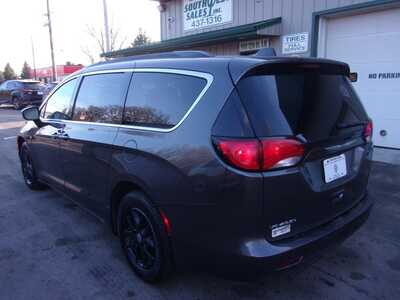 2021 Chrysler Voyager, $0.00. Photo 7