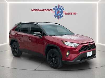 2019 Toyota RAV4, $20995. Photo 7