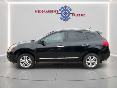 2013 Nissan Rogue, $7120. Photo 3