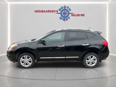 2013 Nissan Rogue, $7120. Photo 4