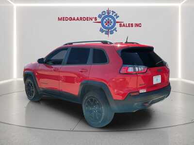 2019 Jeep Cherokee, $18995. Photo 3