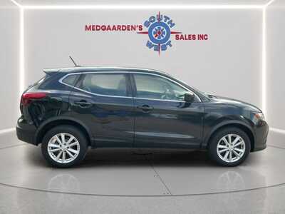 2019 Nissan Rogue, $11995. Photo 12