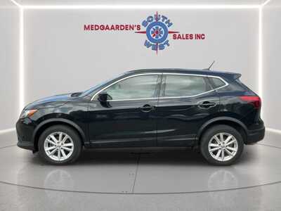 2019 Nissan Rogue, $11995. Photo 7