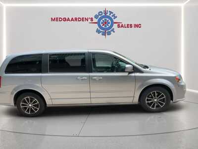 2016 Dodge Caravan, Grand, $9495. Photo 10