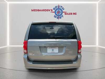 2016 Dodge Caravan, Grand, $9495. Photo 8