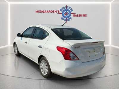 2014 Nissan Versa, $6995. Photo 10