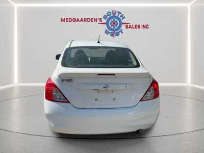 2014 Nissan Versa, $6995. Photo 12