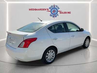 2014 Nissan Versa, $6995. Photo 5