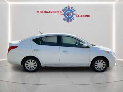 2014 Nissan Versa, $6995. Photo 6