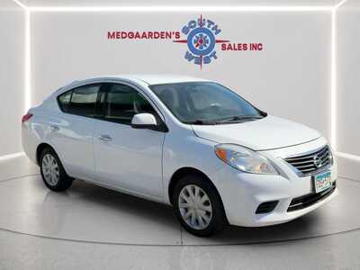 2014 Nissan Versa, $6995. Photo 7