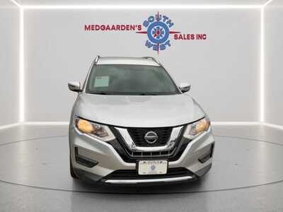 2018 Nissan Rogue, $10120. Photo 1