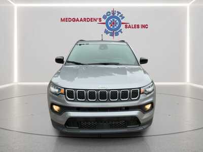 2024 Jeep Compass, $20995. Photo 1