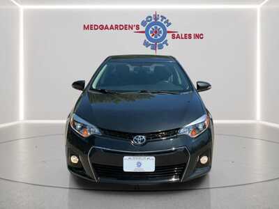 2016 Toyota Corolla, $10995. Photo 2