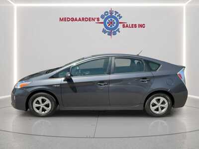 2013 Toyota Prius, $6995. Photo 4