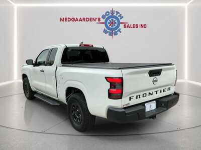 2024 Nissan Frontier, $21995. Photo 6
