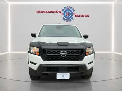 2024 Nissan Frontier, $21995. Photo 1