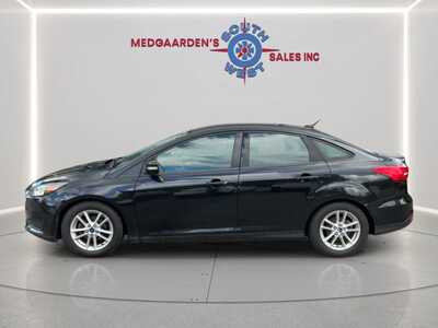 2015 Ford Focus, $5995. Photo 4