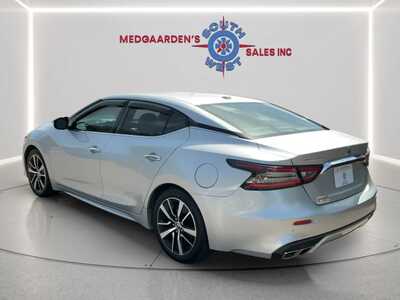 2021 Nissan Maxima, $18000. Photo 10
