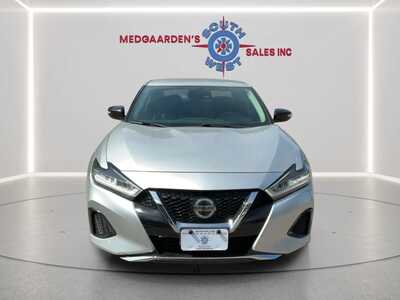2021 Nissan Maxima, $18000. Photo 8
