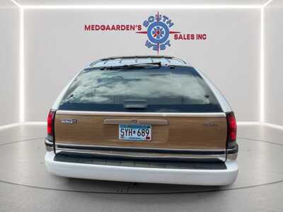 1992 Buick Roadmaster, $4995. Photo 5