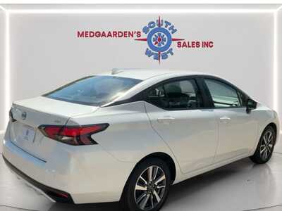 2023 Nissan Versa, $17495.00. Photo 9