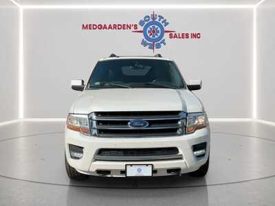 2017 Ford Expedition EL, $18120. Photo 6