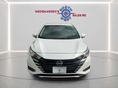 2023 Nissan Versa, $0.00. Photo 2