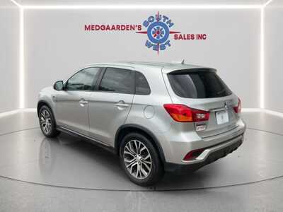 2018 Mitsubishi Outlander, $0.00. Photo 3