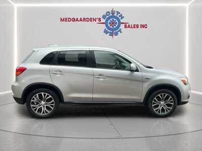 2018 Mitsubishi Outlander, $0.00. Photo 7