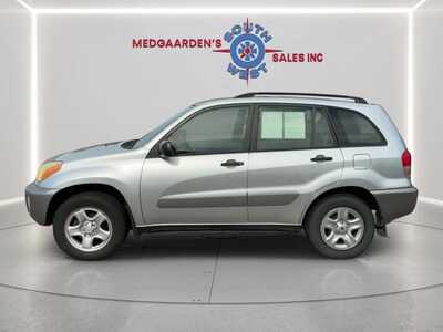 2003 Toyota RAV4, $4120. Photo 2