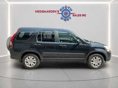 2005 Honda CR-V, $6120. Photo 12