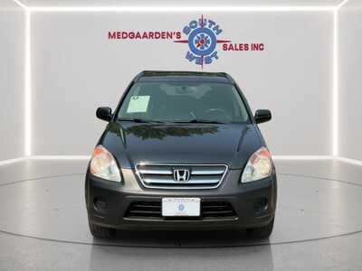 2005 Honda CR-V, $6120. Photo 2