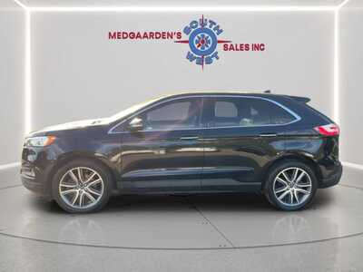 2019 Ford Edge, $14120. Photo 2