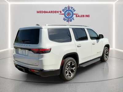 2024 Jeep Wagoneer, $40120. Photo 4