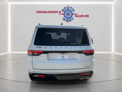 2024 Jeep Wagoneer, $40120. Photo 5