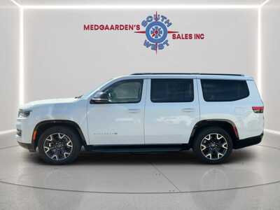 2024 Jeep Wagoneer, $40120. Photo 8