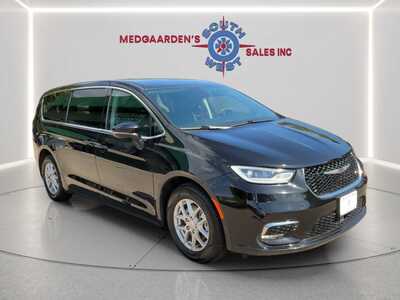 2024 Chrysler Pacifica, $22120. Photo 11
