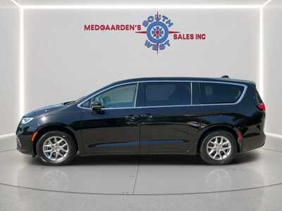 2024 Chrysler Pacifica, $22120. Photo 3