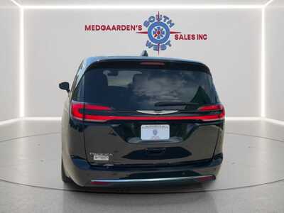 2024 Chrysler Pacifica, $22120. Photo 7