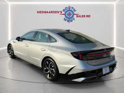 2025 Hyundai Sonata, $24120. Photo 2