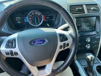 2015 Ford Explorer, $16390. Photo 8