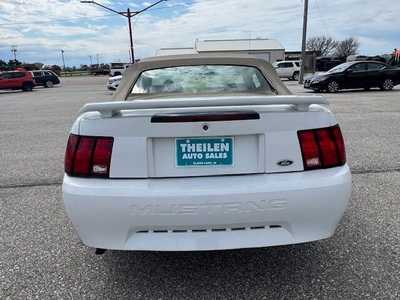 2002 Ford Mustang, $5900. Photo 5