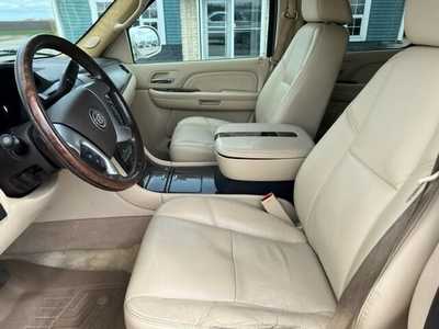 2007 Cadillac Escalade, $21000. Photo 9