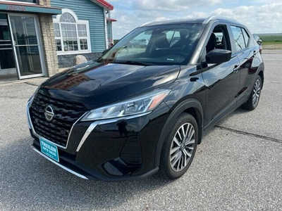 2021 Nissan Kicks, $19690. Photo 2