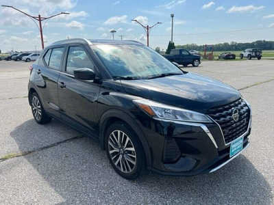 2021 Nissan Kicks, $19690. Photo 4